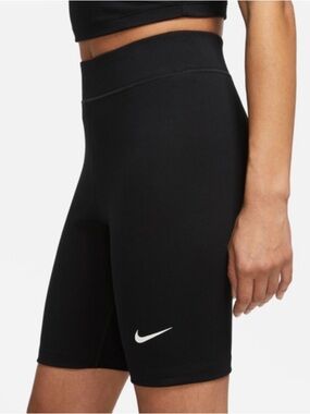 Nike Sportswear Classic High-Rise 8" Biker Shorts Black Stretch Women’s Small